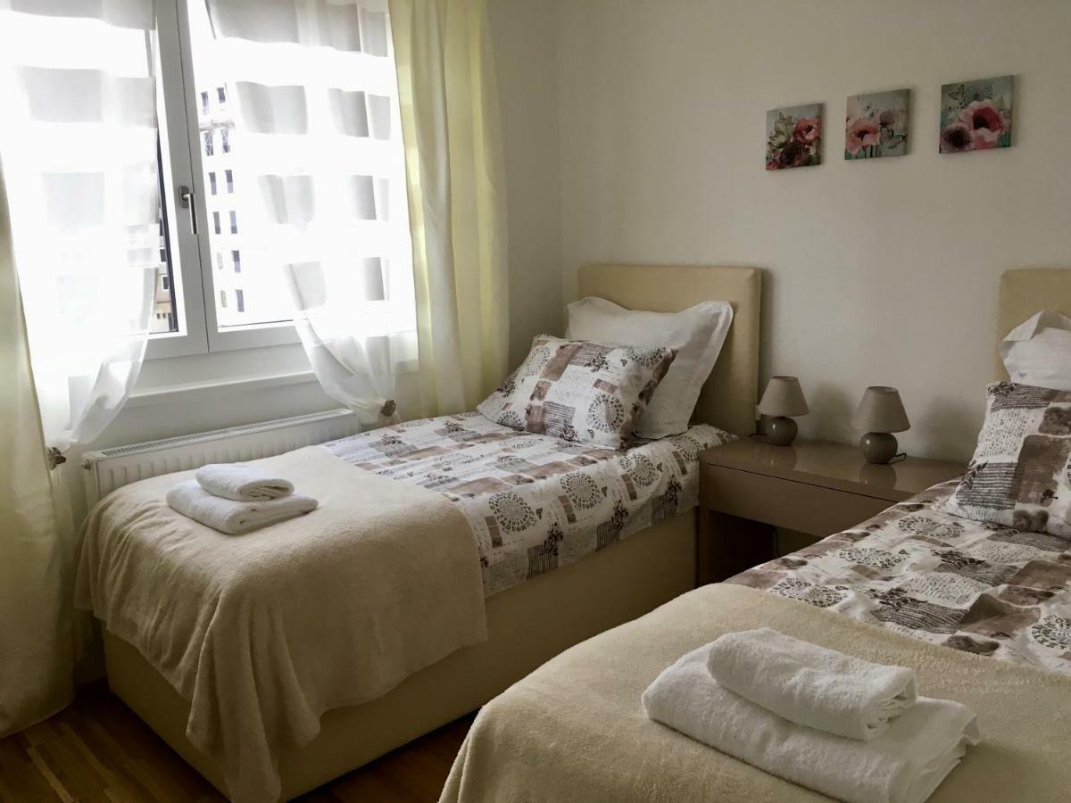 White Vintage Park View Apartment Βιέννη Εξωτερικό φωτογραφία